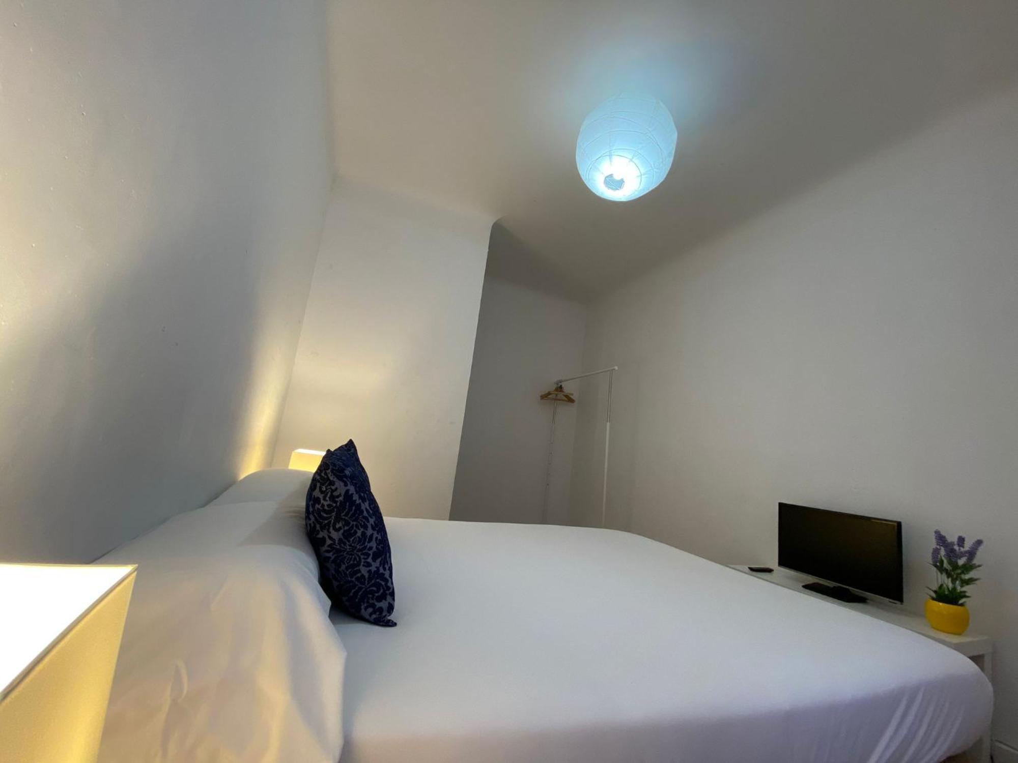 Econmic Room In A Private Apartament Hendaye Kültér fotó
